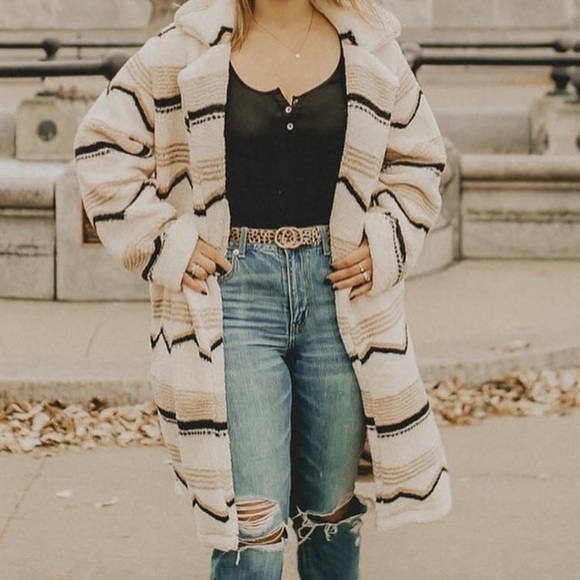 Billabong Jackets & Blazers - Billabong sherpa